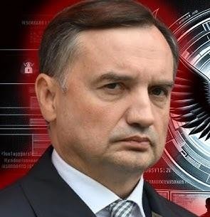 Spokojna scena symbolizująca prywatność i refleksję, z delikatnym światłem, oddająca osobiste aspekty życia.