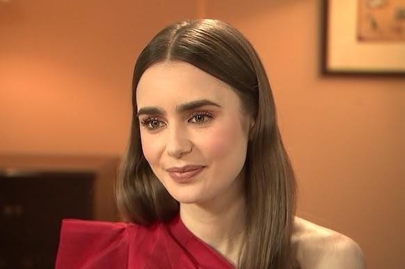 Lily Collins na planie serialu
